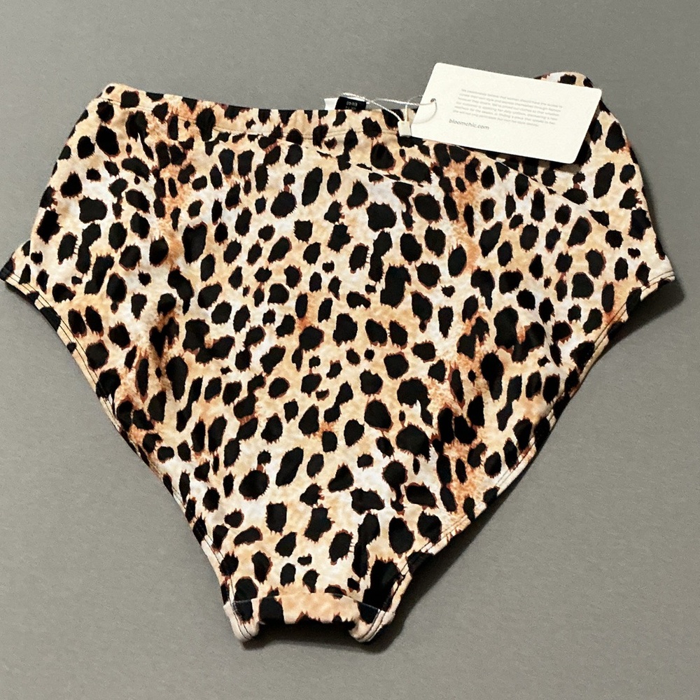 BloomChic Animal Print Bikini Bottoms NWT Size 10 - Picture 5 of 5